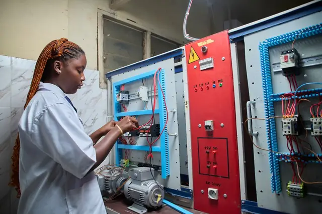 Formation Habilitation électrique spécifique intervention sur véhicule électrique PL b0l initial